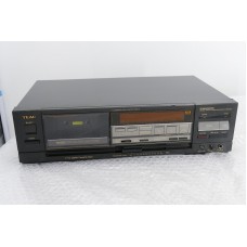 TEAC V-770 